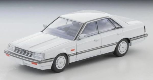 TOMLV-N351A - Nissan Skyline de 4 puertas de 1985, 1800 cc, color blanco - 1