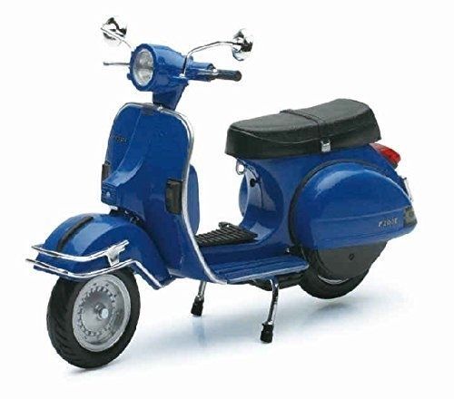 NEW42213C - VESPA P200E Azul claro - 1