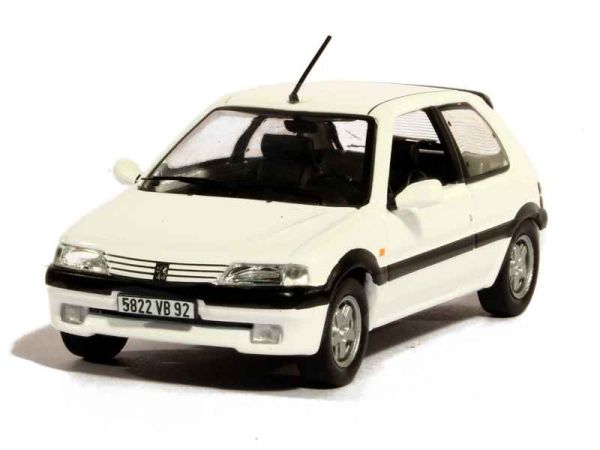 ODE003 - PEUGEOT 106 XSi blanco 1994 limitado a 1000 unidades - 1