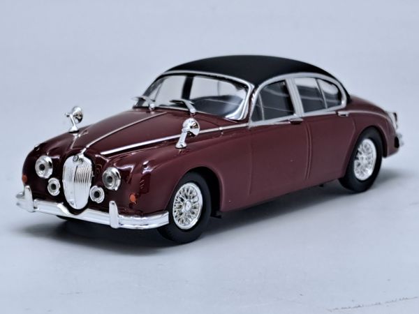 CAR16741 - JAGUAR MKII Borgoña - 1