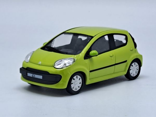 CAR32750 - CITROËN C1 Amarillo - 1