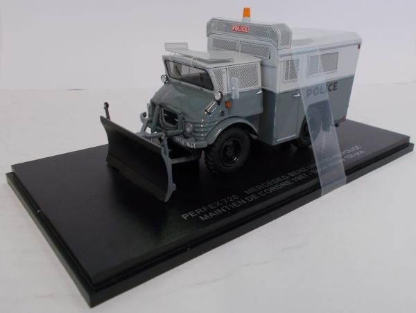 PER728 - MERCEDES BENZ Unimog U 406 1987 Policía Nacional Francesa vehículo policiaco gris limitado a 150 unidades - 1
