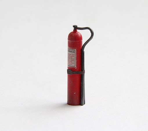 PLSEL004 - 3 extintores en miniatura de 3cm para pintar para diorama con calcas proporcionadas - 1