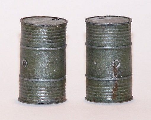PLSEL041 - 2 barriles en miniatura de 2;5 cm para pintar para diorama - 1