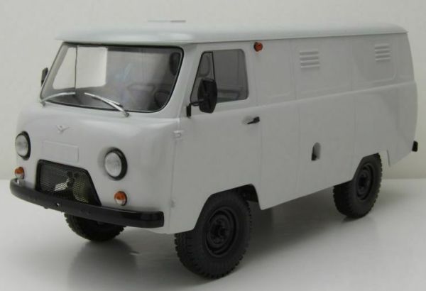 PRXPCL47071 - UAZ 452 utilitario blanco - 1