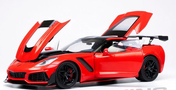 IXO18RDC243-FO - CHEVROLET Corvette C7 ZR1 2019 Rojo - 1