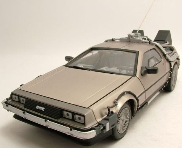 SUN2711 - DELOREAN DMC12 Regreso al futuro I - 1