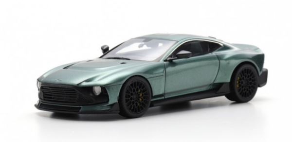 SCH43U00063 - ASTON MARTIN Valour 2024 Verde - 1