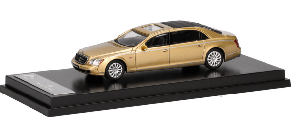 HER87MC000024 - MAYBACH 62S 2002 dorado - 1