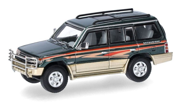 HER87MC000050 - MITSUBISHI Pajero verde - 1