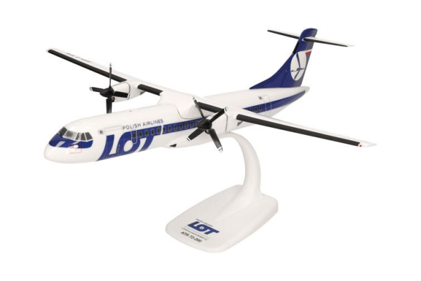 HER614795 - ATR 72-200 LOT Polish Airlines - 1