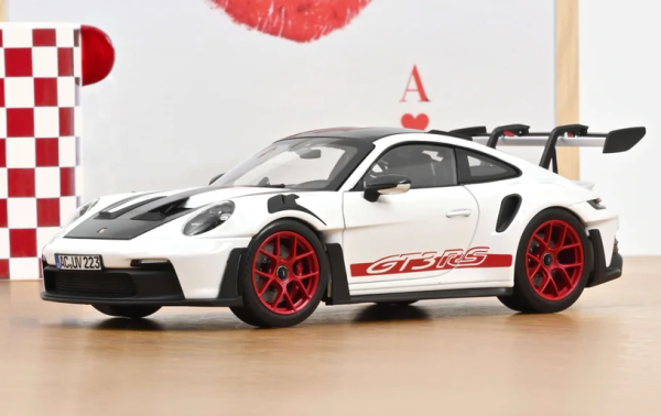 NOREV187373 - PORSCHE 911 GT3 RS Pack Weissach 2022, blanco y rojo piro - 1