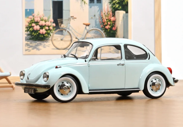 NOREV188676 - VOLKSWAGEN 1303 de 1973, azul pastel - 1