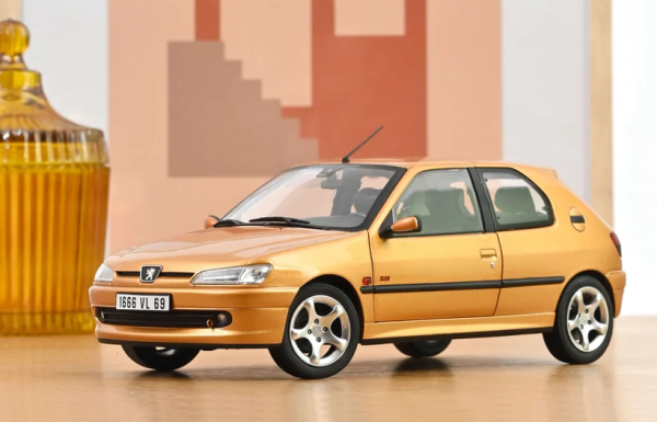 NOREV184940 - PEUGEOT 306 S16 1997, amarillo Vermeer - 1
