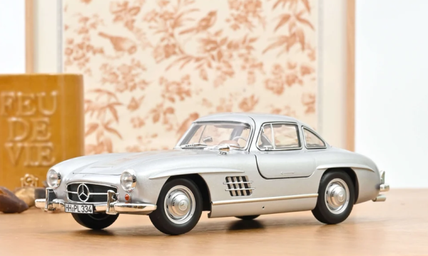 NOREV183857 - MERCEDES-BENZ 300 SL 1954, plateado - 1