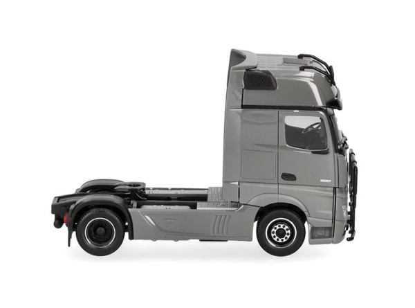 HER311533-006 - MERCEDES BENZ Actros G 4x2 con rampas de faros - 1