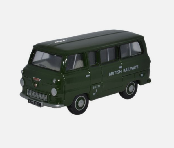 OXF76FDE002 - FORD 400E Thames Minibus de British Railways - 1