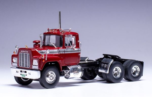 IXOTR212.22 - MACK Serie R 6x4 1966 Rojo - 1