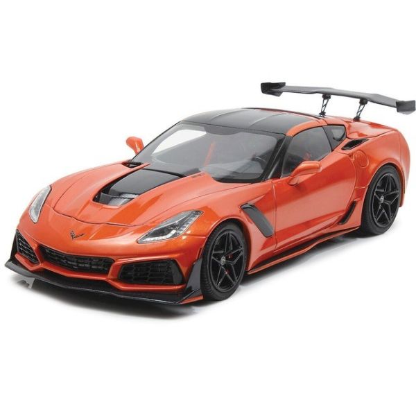 IXO-U18RDC001-FO - CHEVROLET Corvette ZR1 Naranja 2019 - NARANJA SEBRING TINTCOAT - EDICIÓN USA - 1