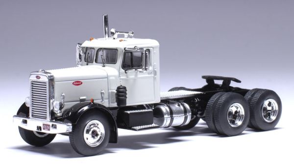 IXO-U64TR003 - PETERBILT 281 6x4 1955 Blanco con Guardabarros Negros - EDICIÓN USA - 1