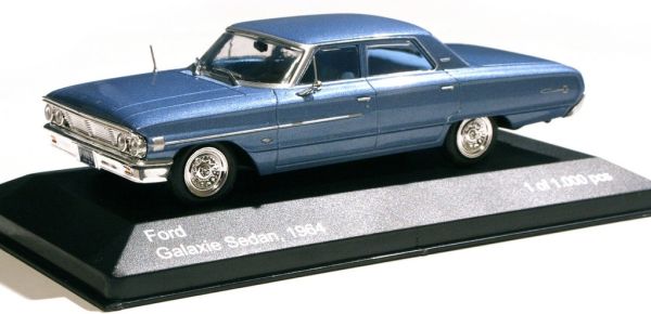 WBX132 - FORD Galaxie Custom 500 sedán de 4 puertas 1964 metal azul - 1