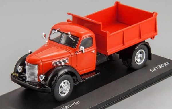 WBX223 - INTERNATIONAL HARVESTER KB 7 volquete 1948 rojo - 1