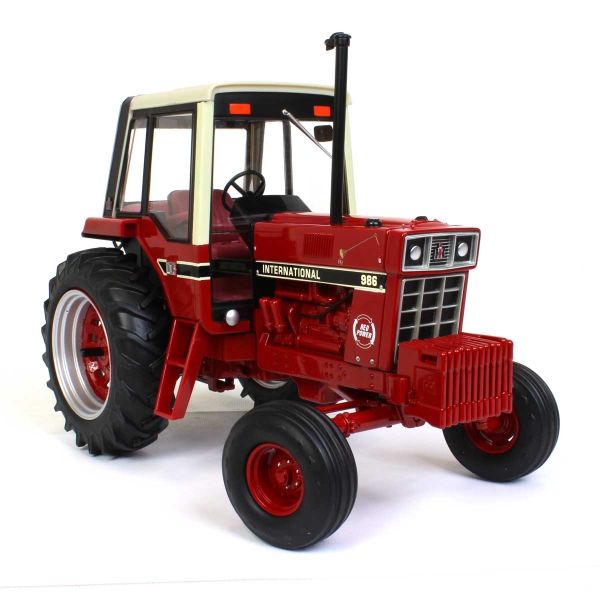 ERT44203 - COSECHADORA INTERNACIONAL 986 Museo Nacional del Juguete de Granja - 1