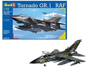 REV04619 - Avión de combate Tornado GR. Mk.1 RAF para montar y pintar
