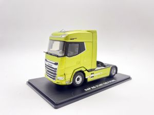 ELI118001 - DAF XG 4x2 amarillo metal