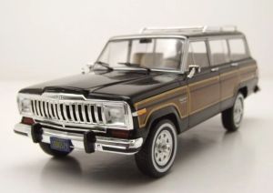 WBXWB124260 - Jeep Grand Wagoneer 1981 (negro y marrón)