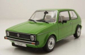 WBXWB124264 - Volkswagen Golf I verde de 1974
