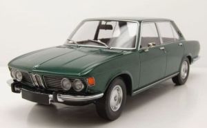 MNC155029201 - BMW 2500 1968 Verde metalizado