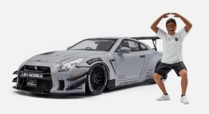 SOL1805821 - Nissan GT-R 2024 gris con kit de carrocería Liberty Walk 2.0