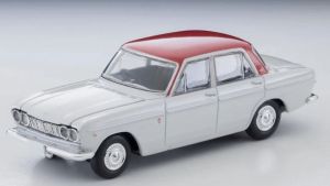 TOMLV-217A - Nissan Prince Skyline 2000GT de 1965, blanco y rojo.