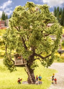 NOC21765 - Arbol con caseta 15 cm