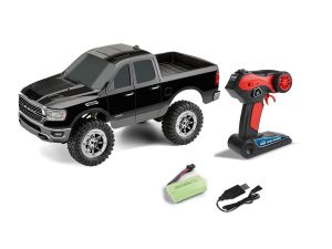 REV24445 - RAM 1500 Laramie Black en Negro Radiocontrolado