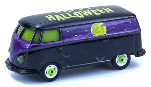 GREEN30556 - VOLKSWAGEN Type 2 Panel Van - HALLOWEEN 2025 con elemento fosforescente en blíster