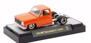 M2M-32600-81-B - GMC Sierra Grande 15 - Personalizada 1976 Naranja