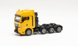 HER313537 - MAN TGX GX 8x4 amarillo