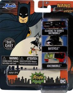 JAD31988 - 3 vehículos clásicos de Batman