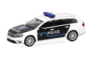 HER099097 - VOLKSWAGEN Passat Variant GTE Policía de París