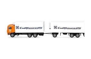 HER321167 - VOLVO F10 6x4 con caja y remolque de 1+2 ejes SOVTRANSAVTO