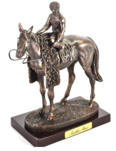 ATL4652120 - Estatua del caballo de carreras - Seattle mató