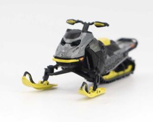 DCM60021 - Motonieve Ski-Doo Summit Expert amarilla y gris