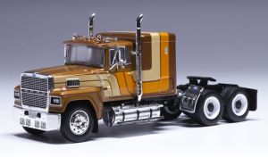 IXO64TR011B - FORD LTL-9000 6x4 1978, marrón