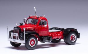 IXO64TR012A - MACK B 61 4x2 1953, rojo y negro