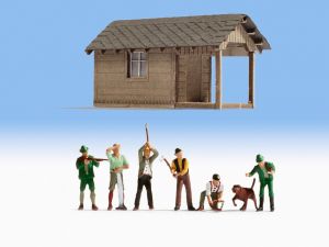 NOC12046 - Set de trabajo forestal con cabaña 6 personajes y un perro