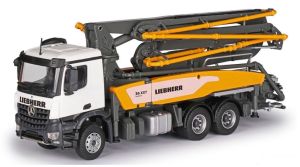 CON78245/0 - MERCEDES Arocs 6x4 con bomba de hormigón 36 XXT LIEBHERR