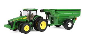 ERT85055 - Tractor John Deere 8R 340 con remolque de grano J&M verde.