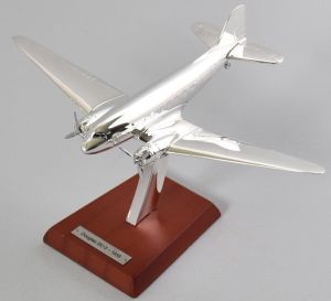 ATL7504010 - Avión de transporte americano DOUGLAS DC-3 1935